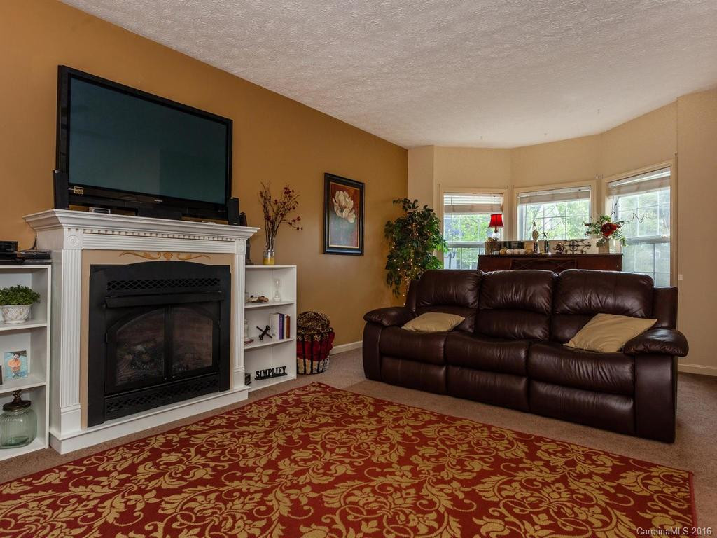 7 Lindon Cove Road - Photo 8