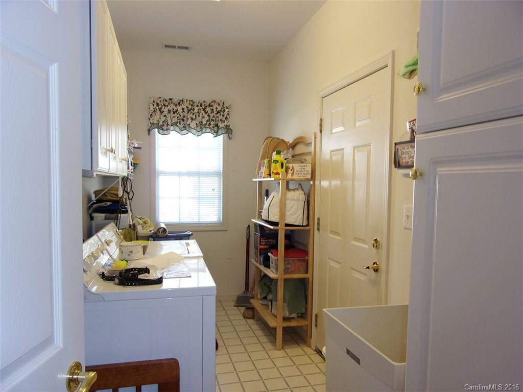 257 Cambridge Drive - Photo 13