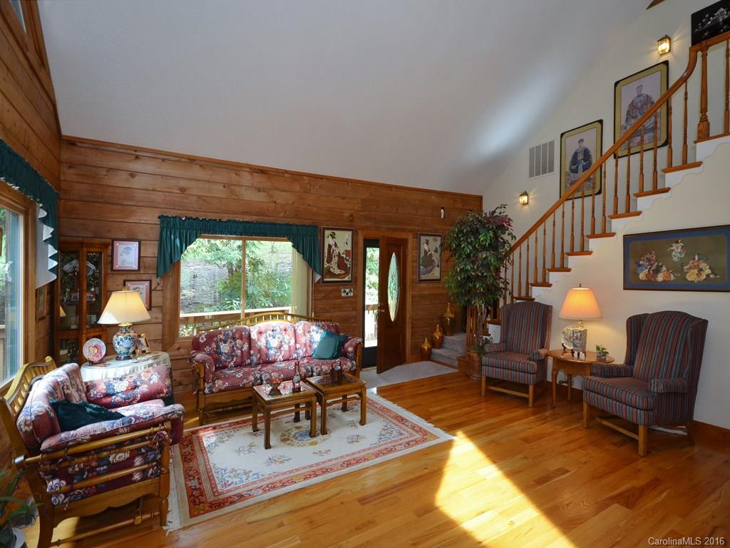 136 Chimney Glen Drive - Photo 5