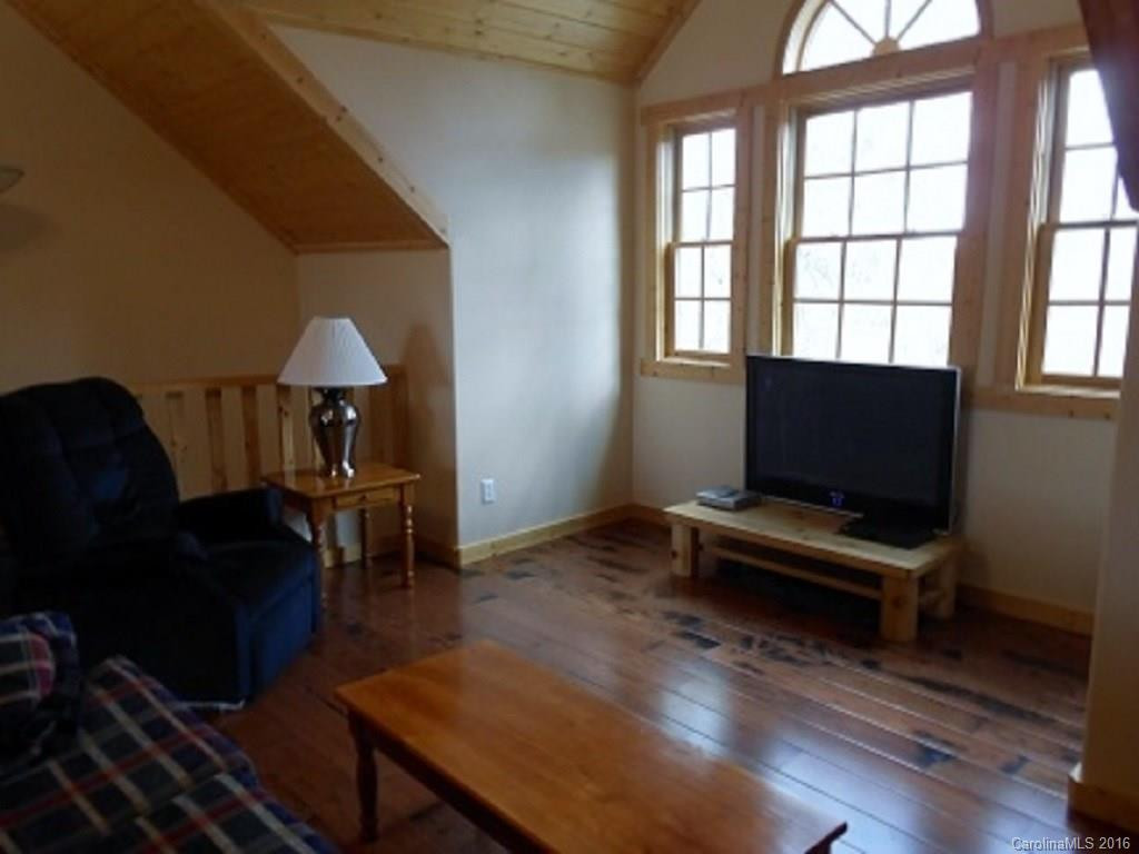 625 Skyview Road - Photo 14
