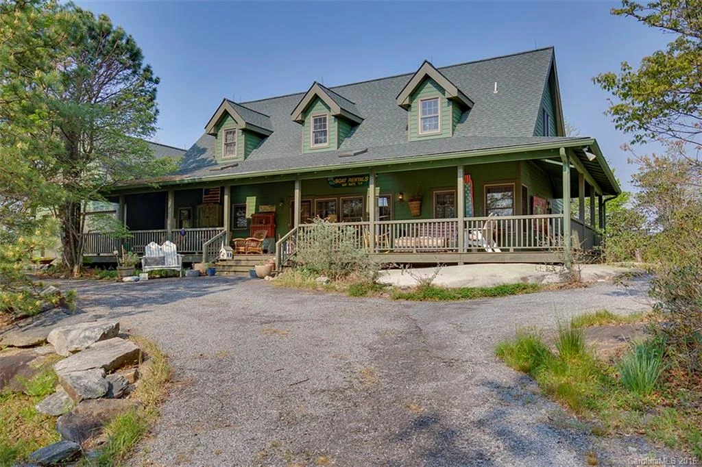 580 Feed Rock Road