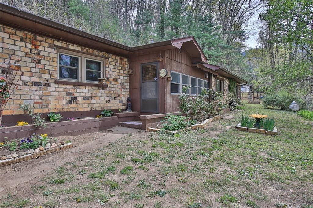 103 Mountain Ridge Drive - Photo 2