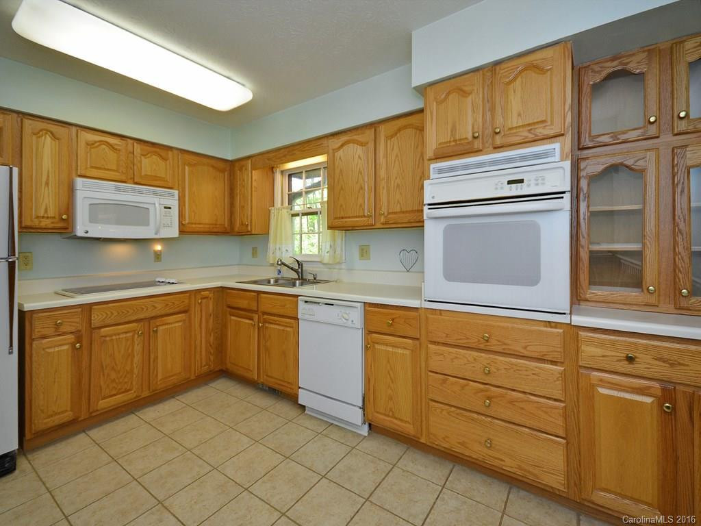 203 St Johns Street - Photo 5