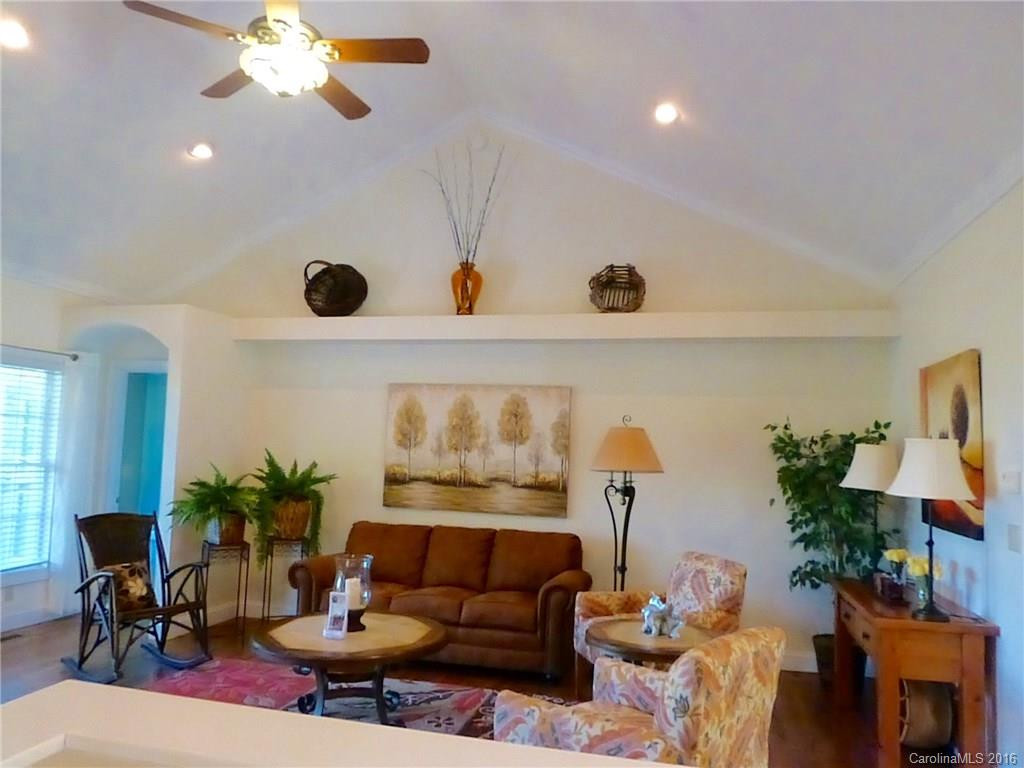 115 Flameleaf Lane - Photo 8