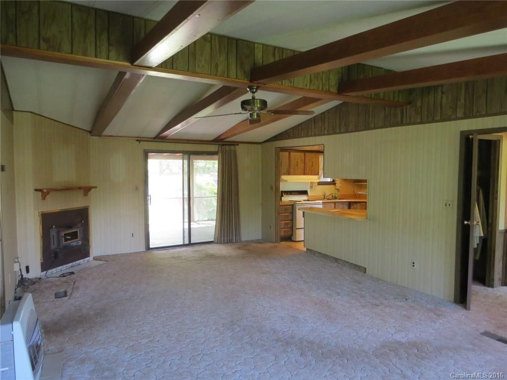 5521 Boylston Highway - Photo 12