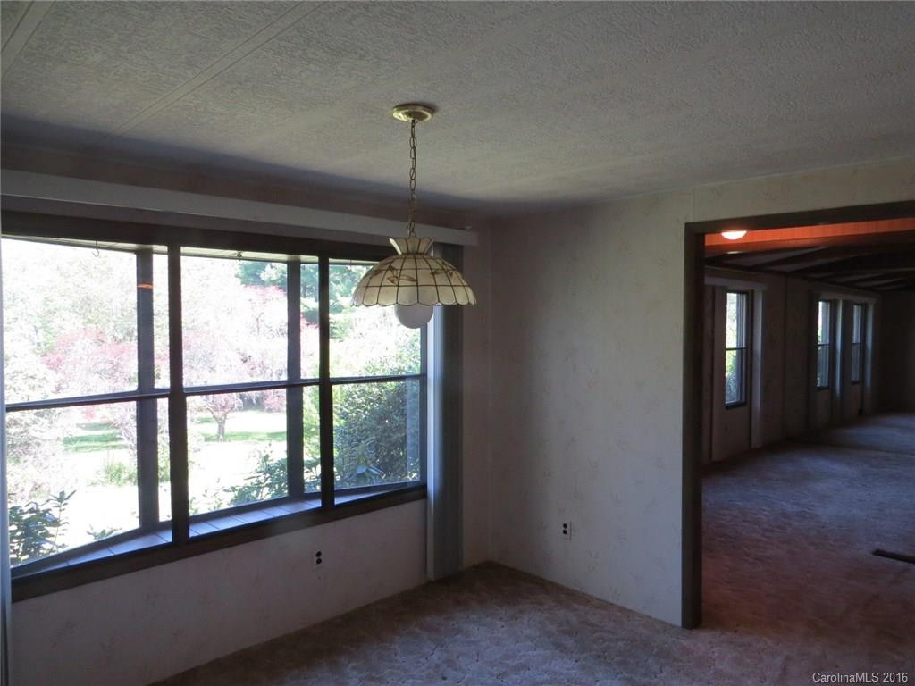 5521 Boylston Highway - Photo 7