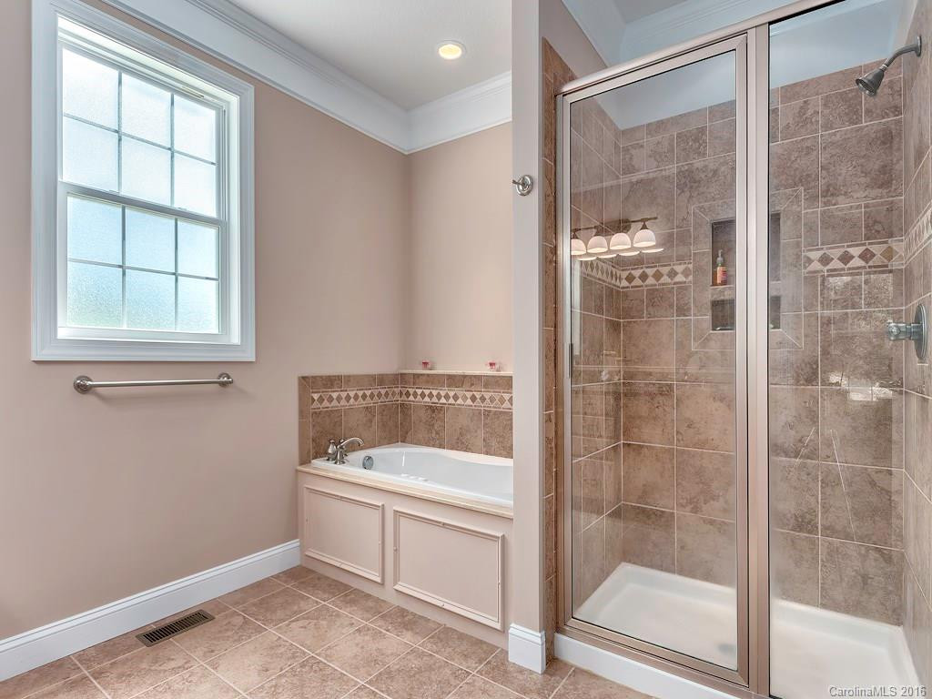 8 Perkins Court #36 - Photo 11