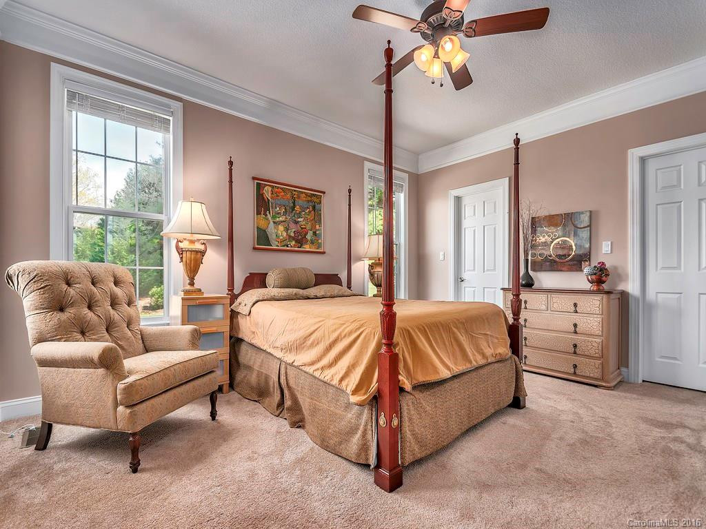 8 Perkins Court #36 - Photo 9