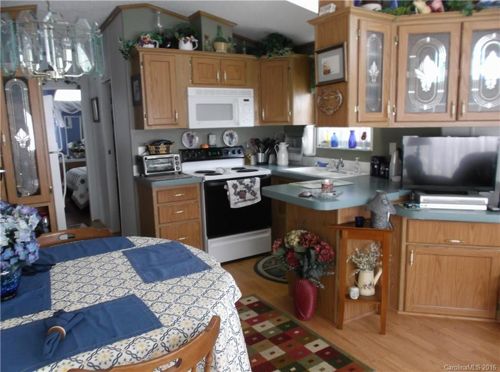 270 Aqua Vista - Photo 13