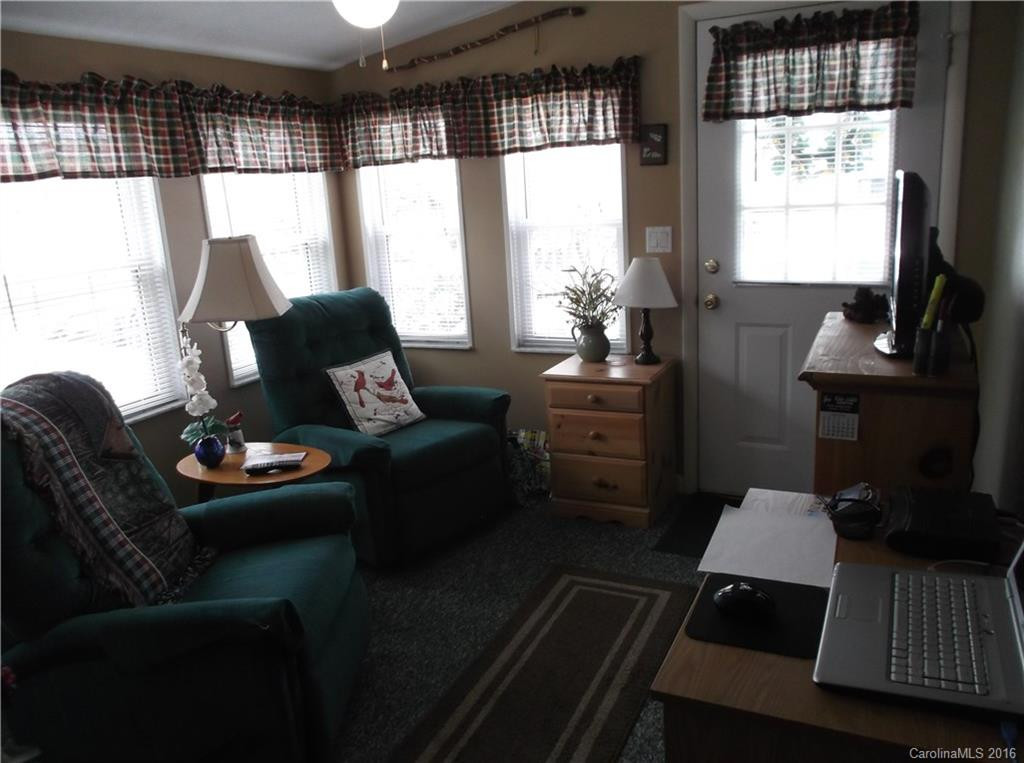 270 Aqua Vista - Photo 6