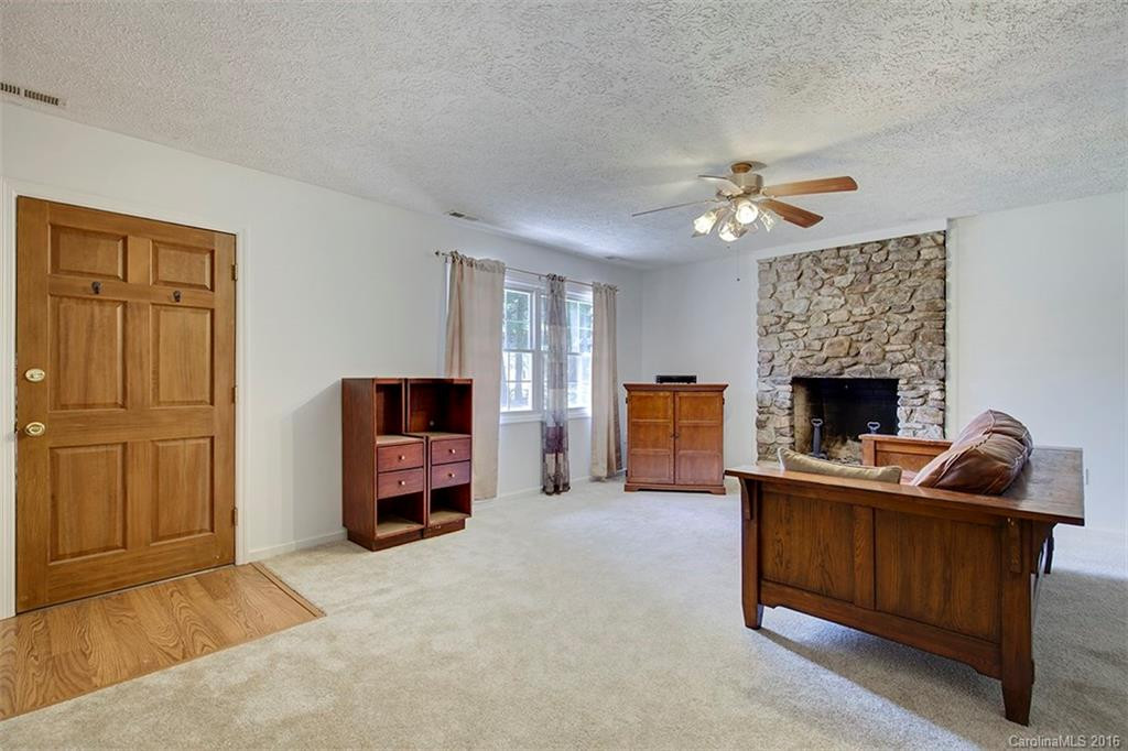27 Brookcliff Drive #22 - Photo 13