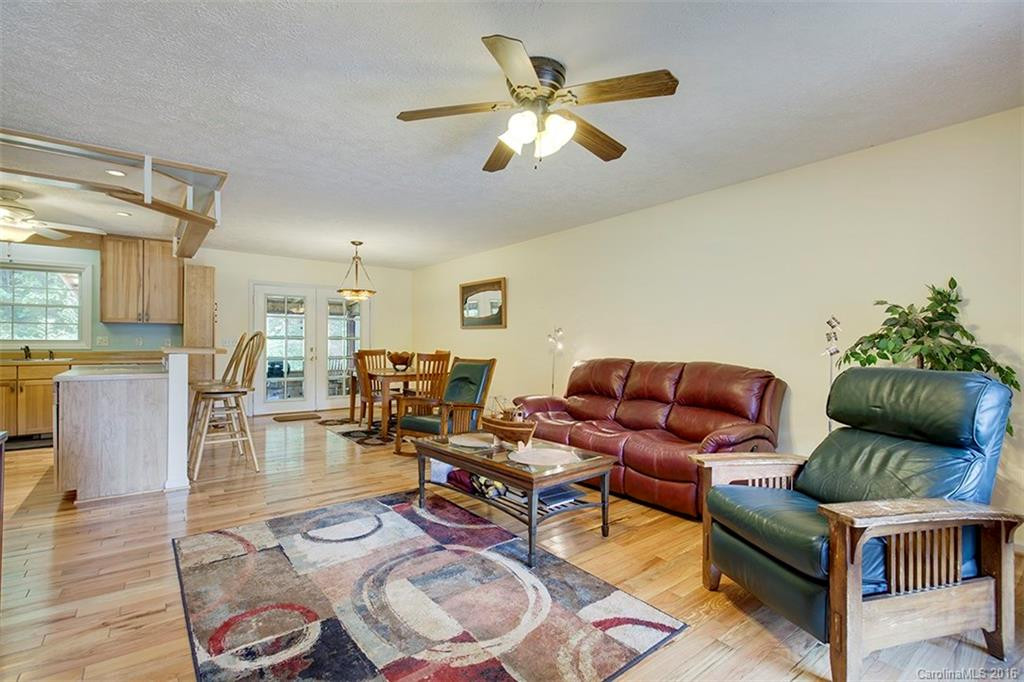 27 Brookcliff Drive #22 - Photo 3