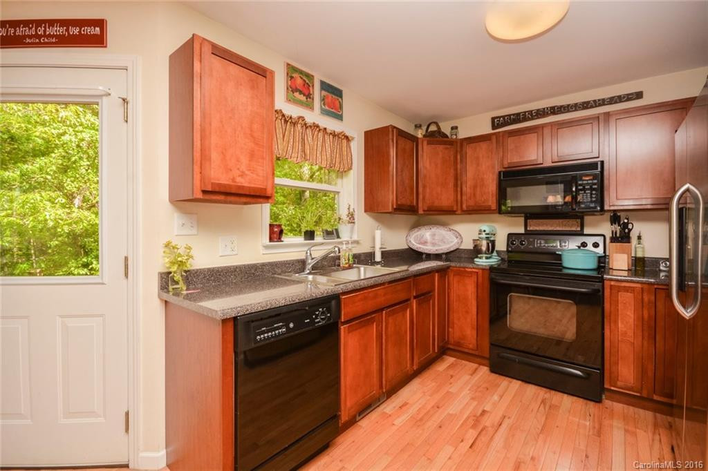 58 Woodcreek Circle - Photo 3