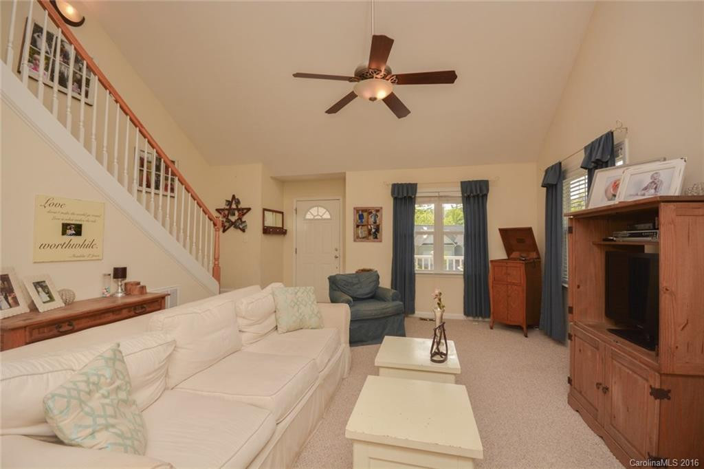 58 Woodcreek Circle - Photo 6