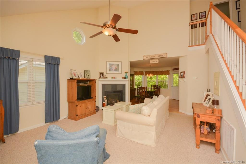 58 Woodcreek Circle - Photo 9