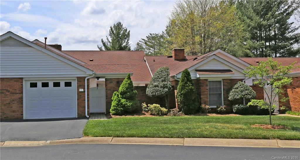 7 Bradford Circle #7