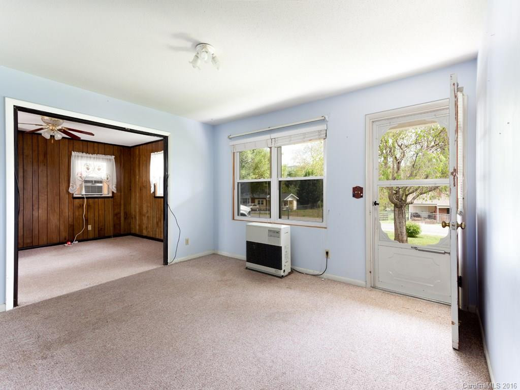 4 Hamburg Lane #9 - Photo 3