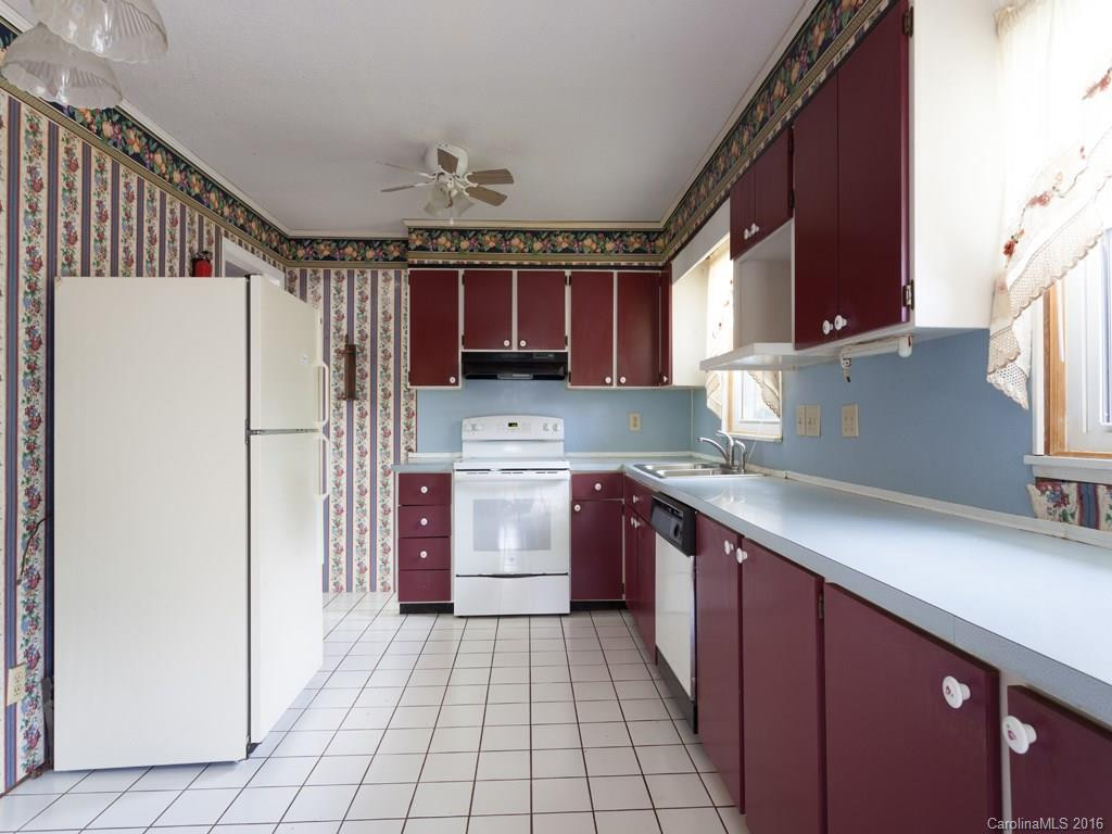 4 Hamburg Lane #9 - Photo 4
