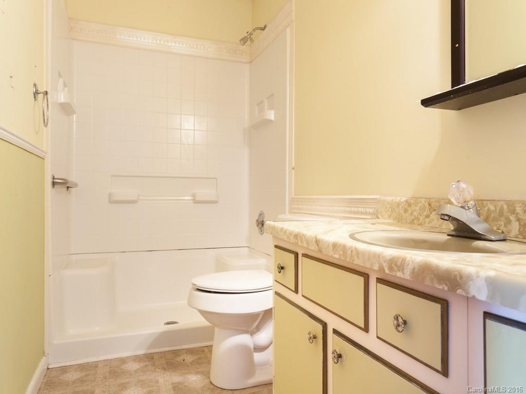 4 Hamburg Lane #9 - Photo 10