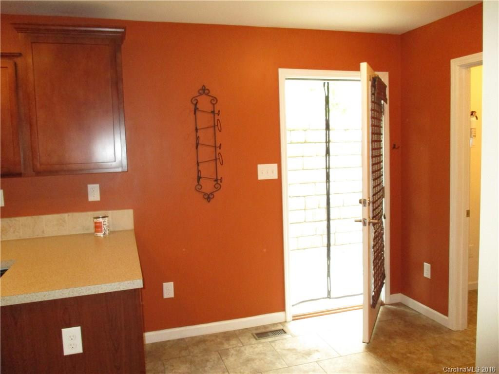 41 Jeff Drive #18-A - Photo 6