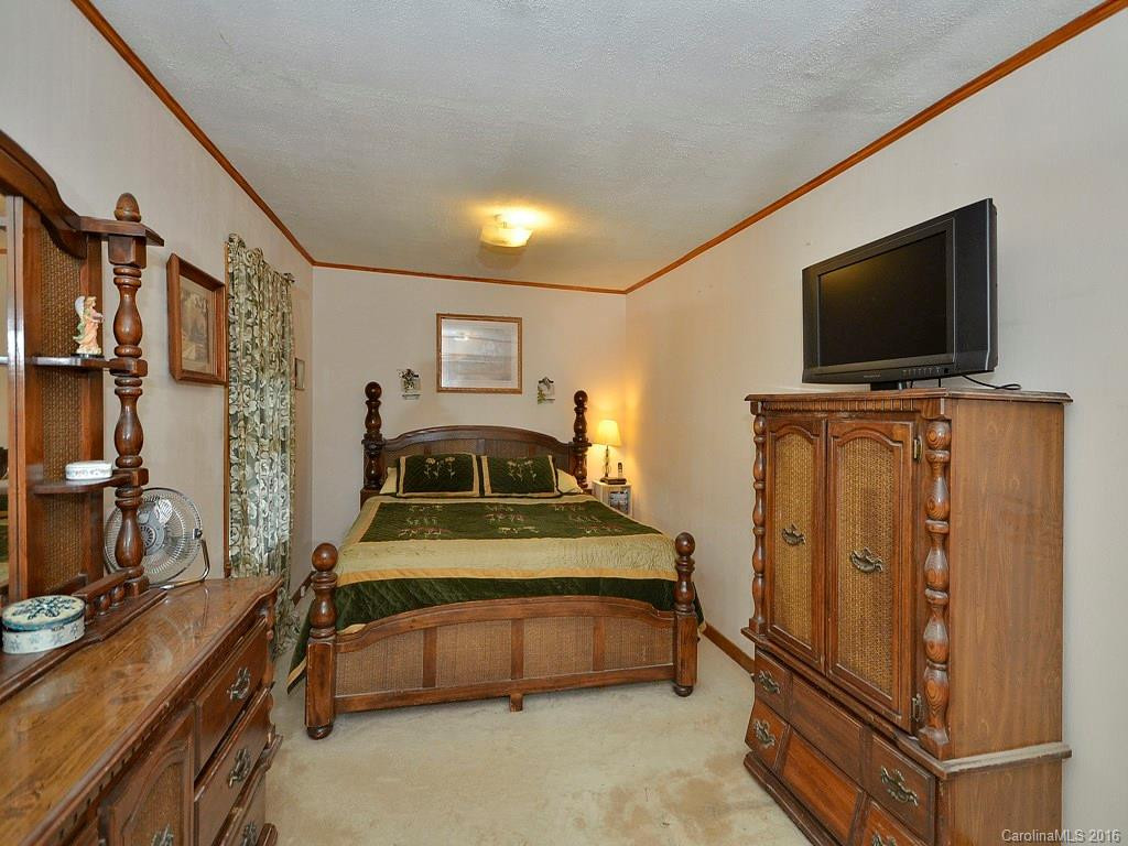 1053 Calvin Edney Road - Photo 9
