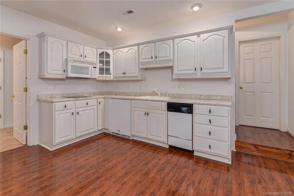 19 Shadow Brook Drive - Photo 14