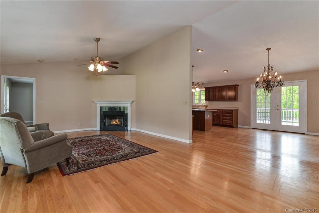 19 Shadow Brook Drive - Photo 3
