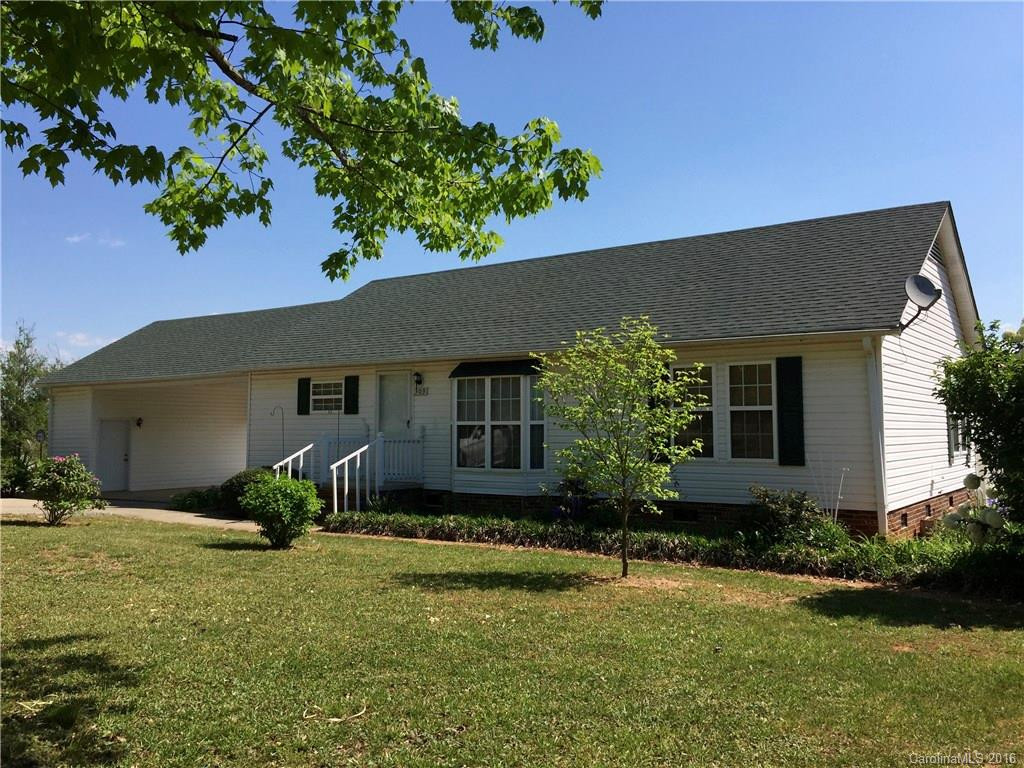 303 Walker Road - Photo 2