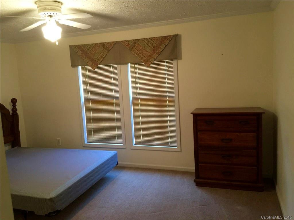 303 Walker Road - Photo 10