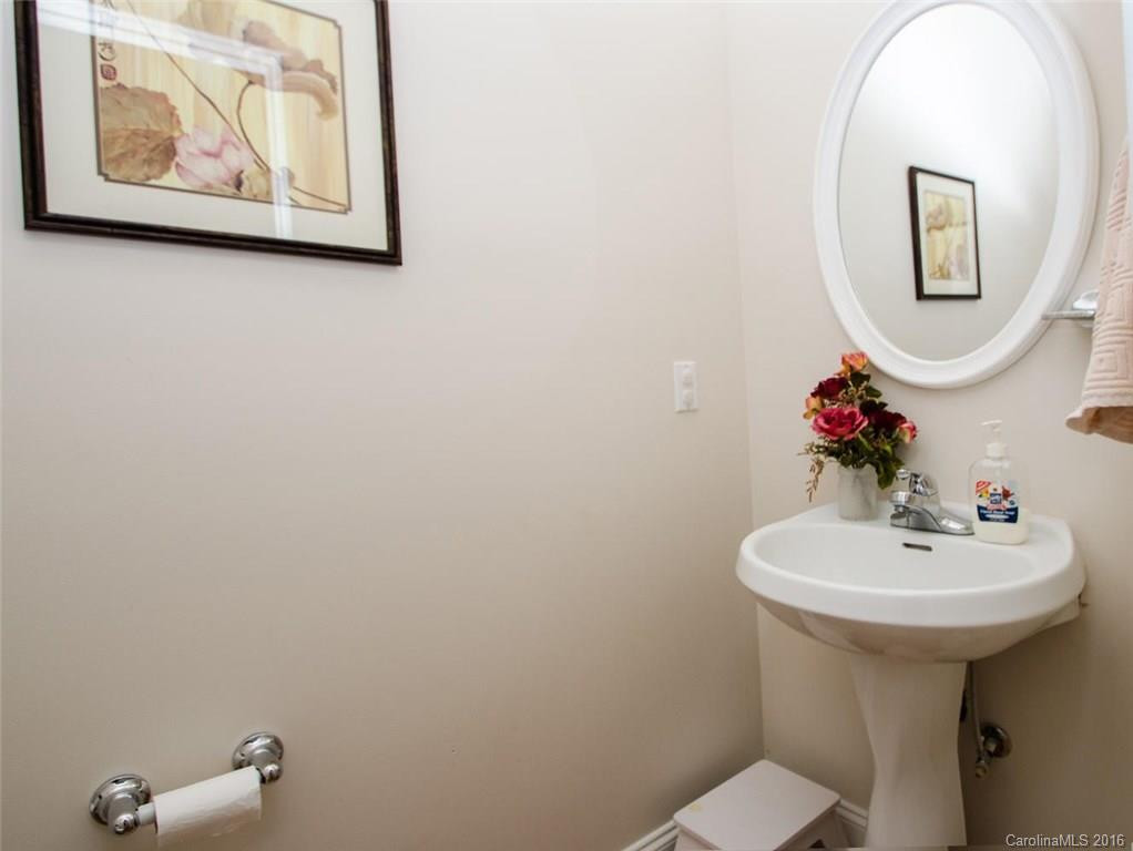 1406 Kenton Lane - Photo 11