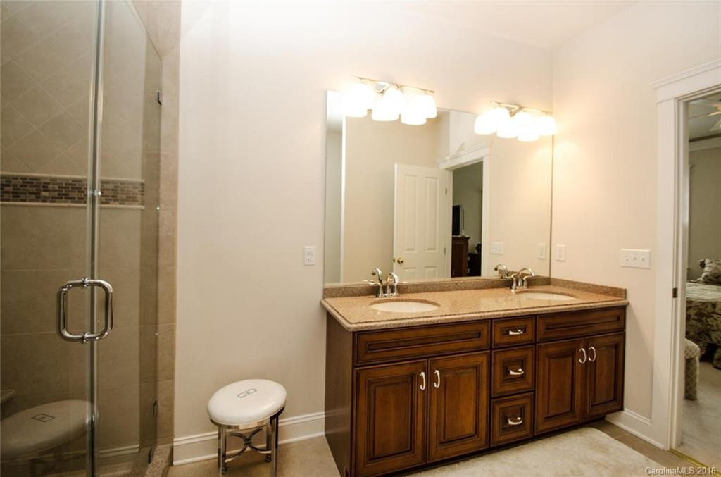 1406 Kenton Lane - Photo 13