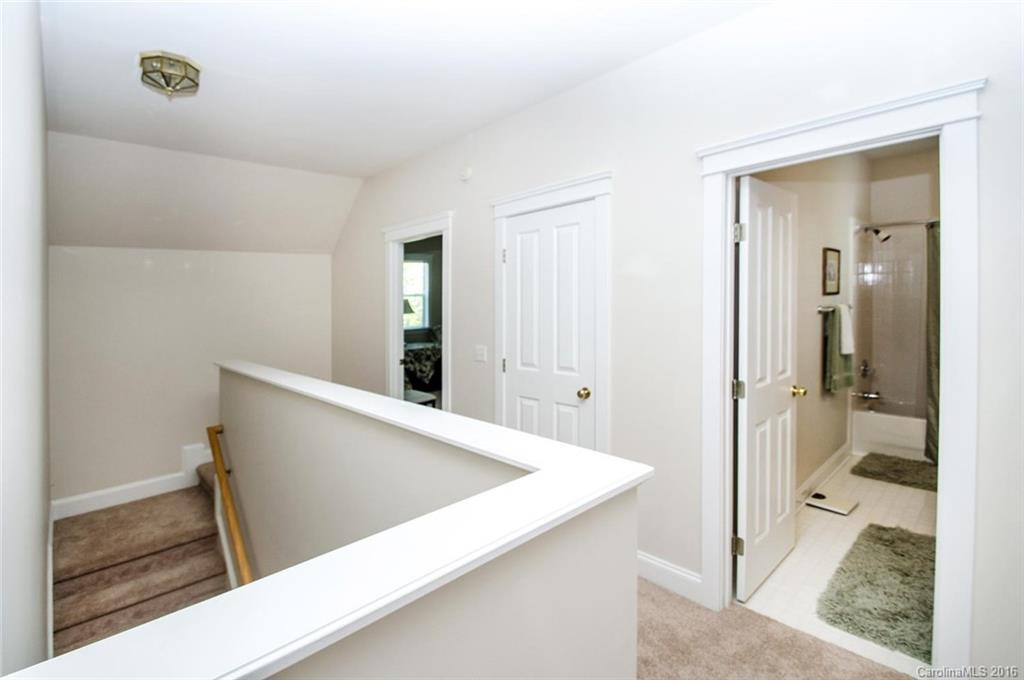 1406 Kenton Lane - Photo 17