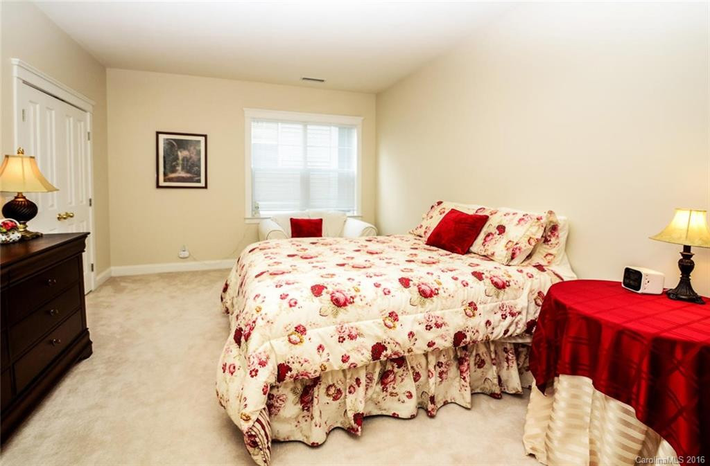 1406 Kenton Lane - Photo 18
