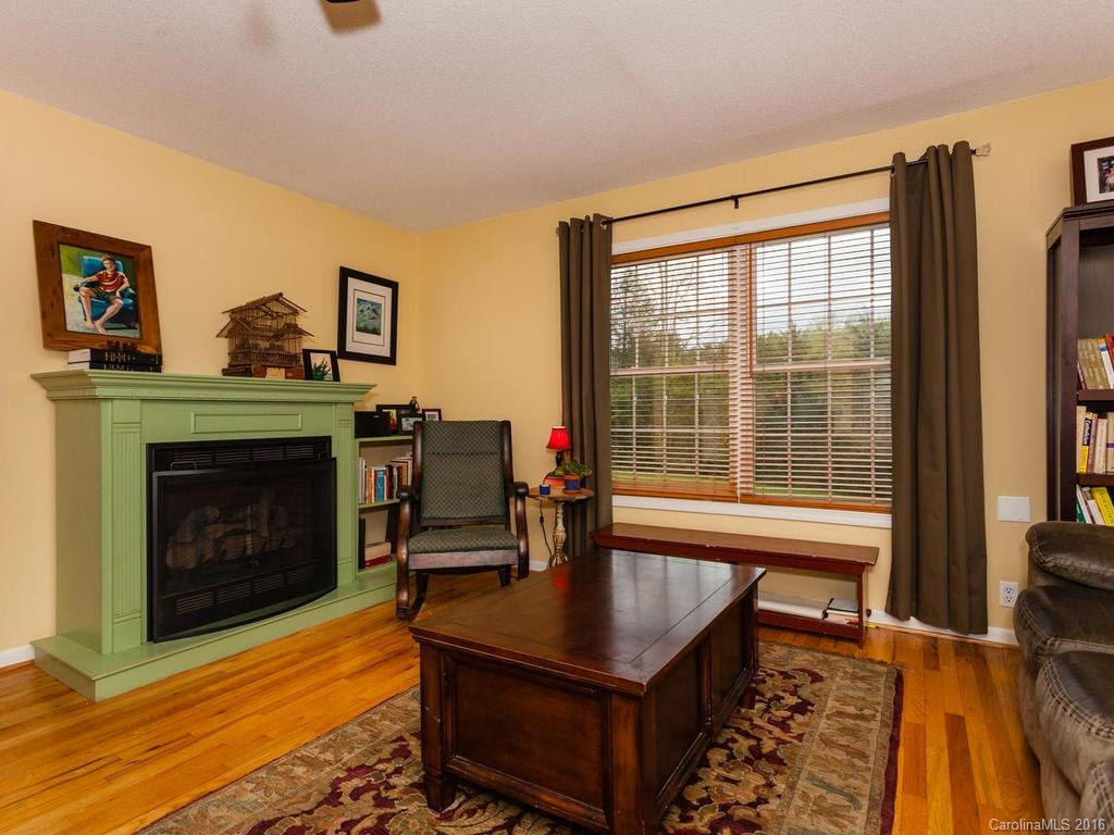 618 Dillard Avenue - Photo 4