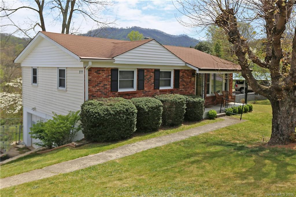 837 Mulberry Street