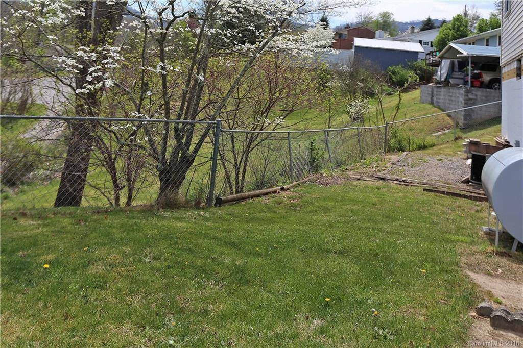837 Mulberry Street - Photo 12