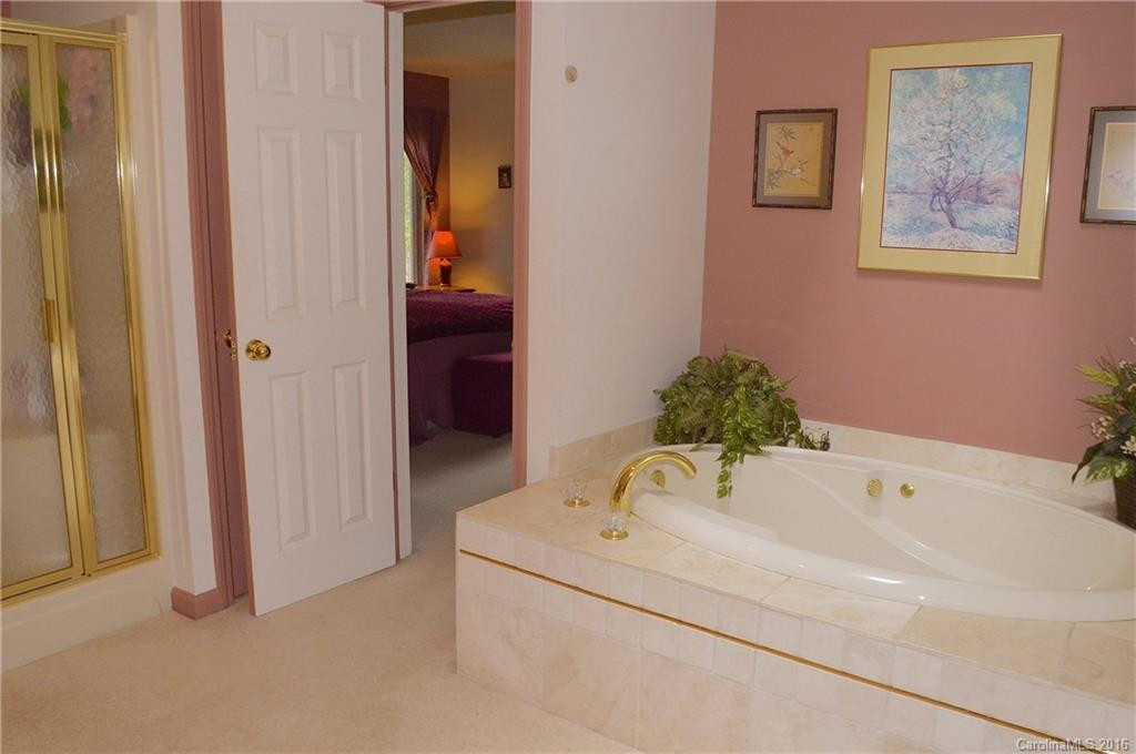 82 Moss Rock Road - Photo 15