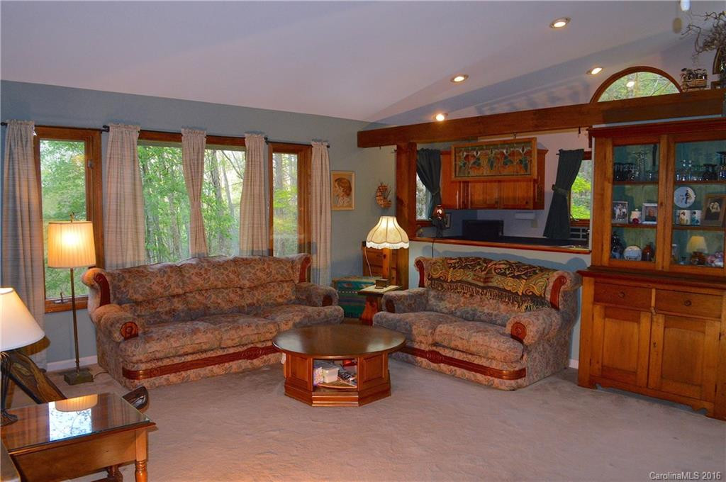 82 Moss Rock Road - Photo 8