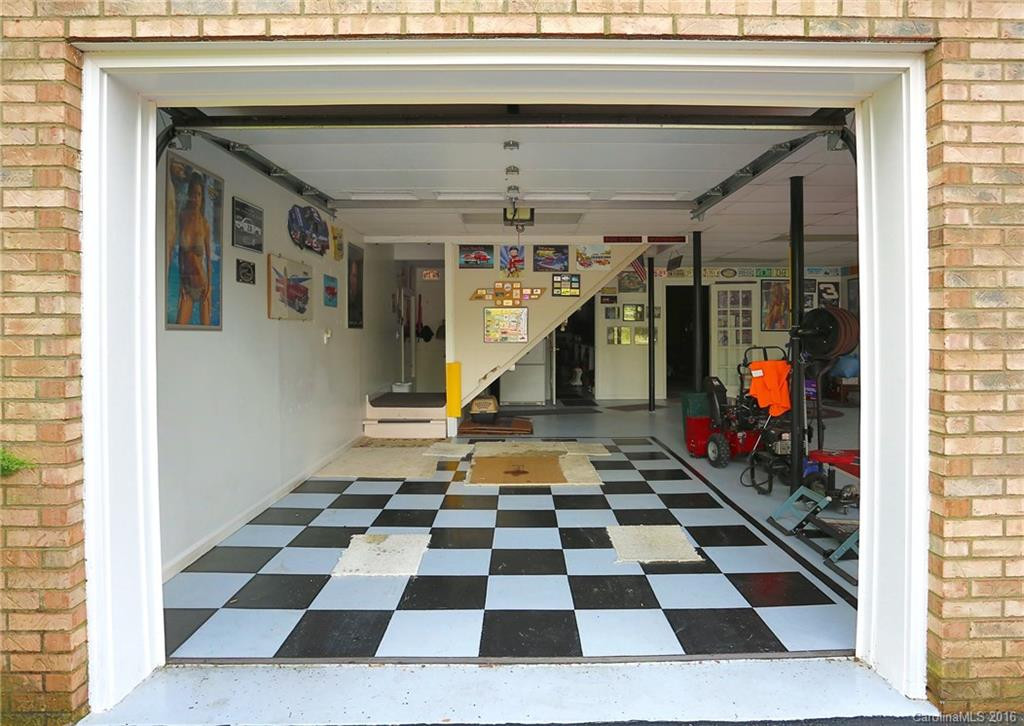 2957 Old Clear Creek Road - Photo 19
