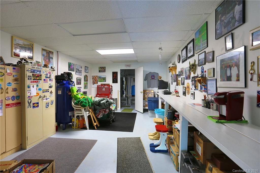 2957 Old Clear Creek Road - Photo 20