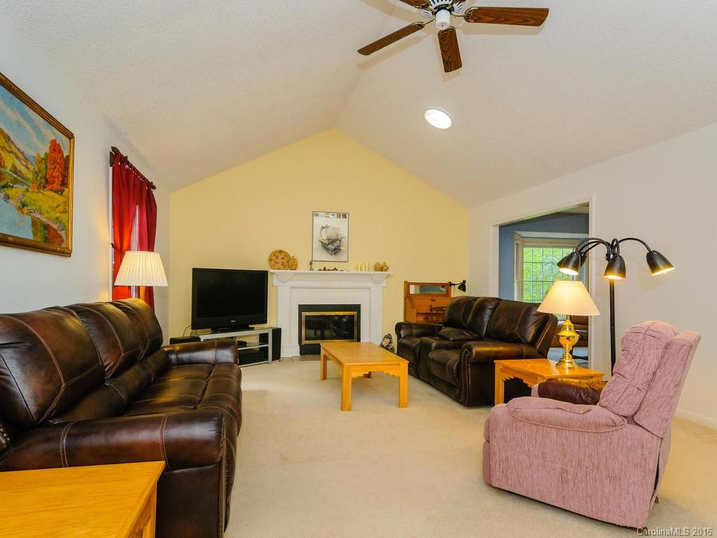 103 Daybreak Lane - Photo 4