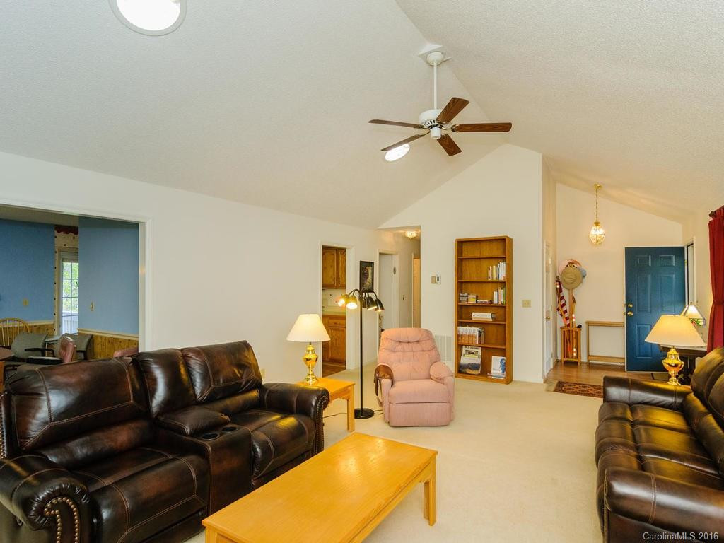 103 Daybreak Lane - Photo 5