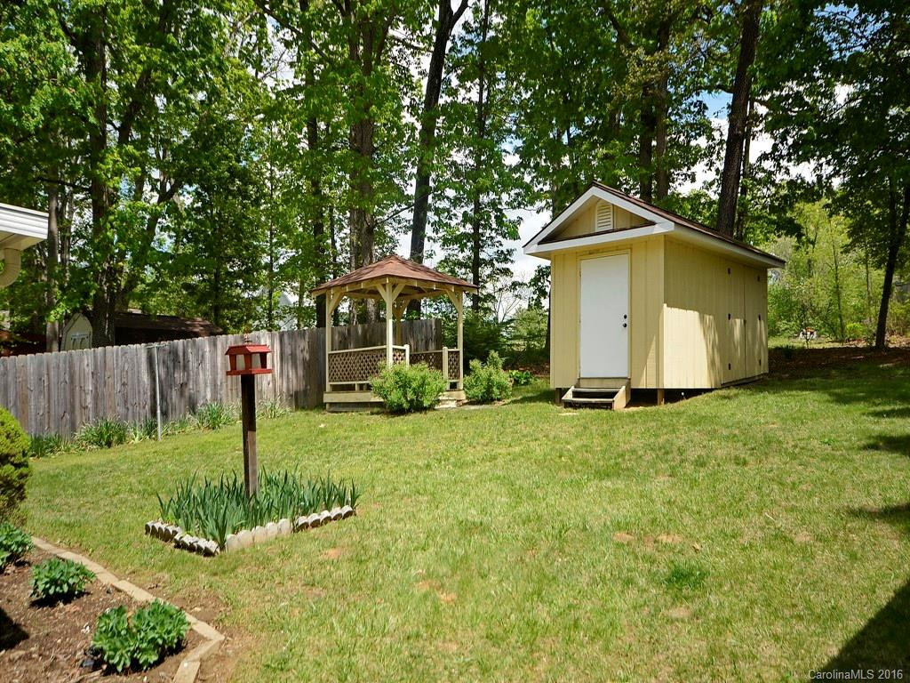 187 Oak Terrace - Photo 12