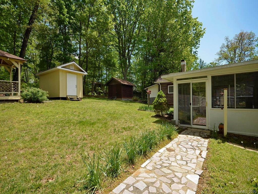 187 Oak Terrace - Photo 10