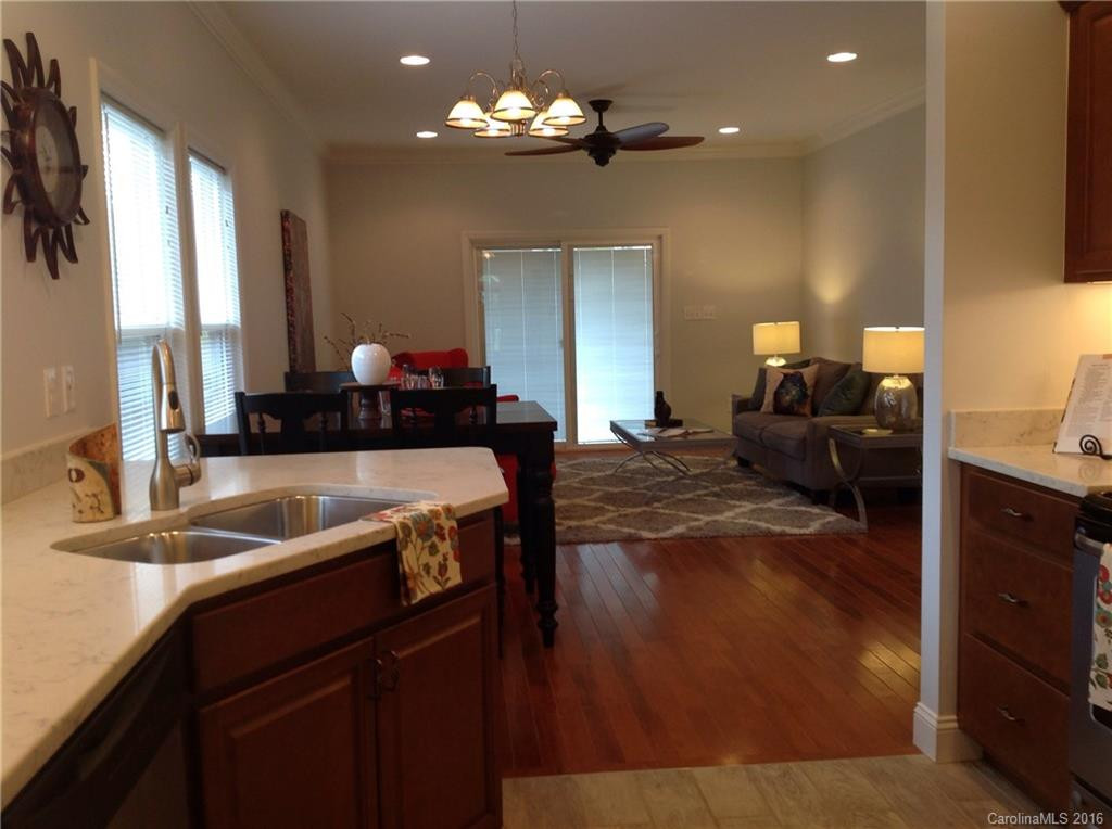 66 Indiana Avenue - Photo 6