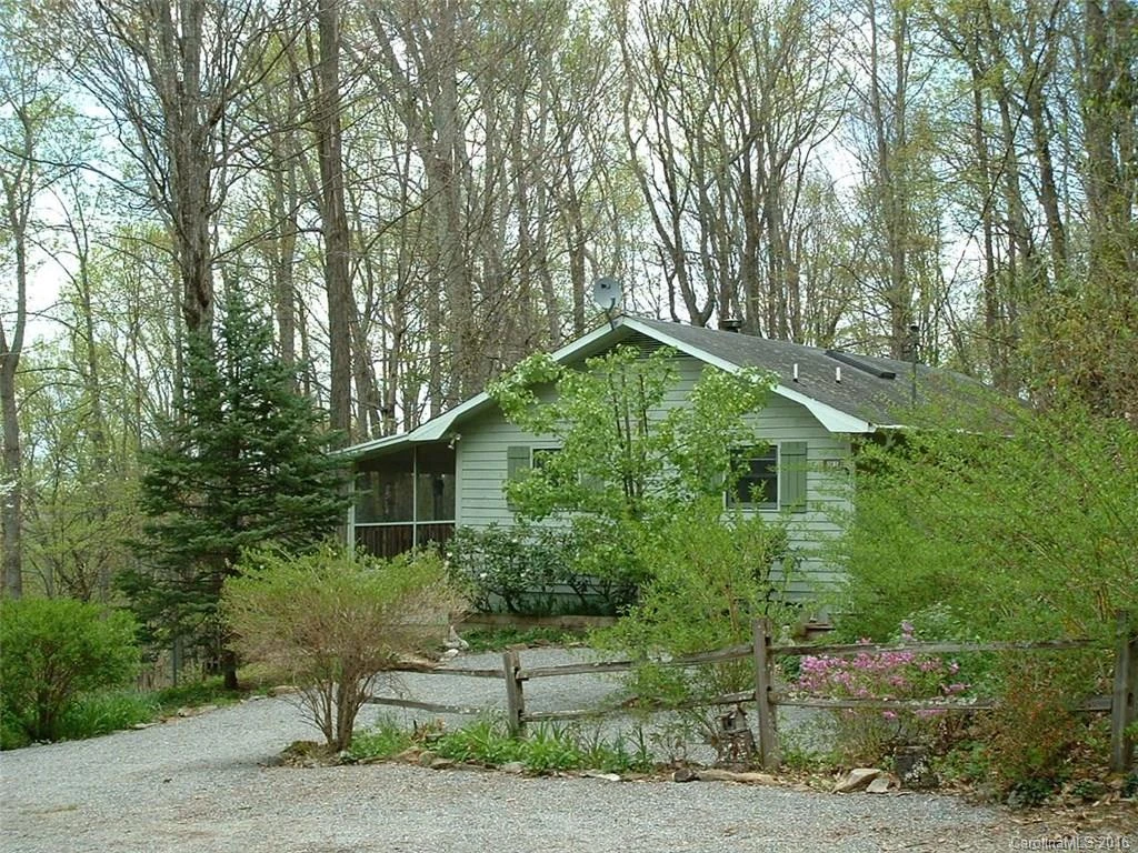 595 Forest Drive