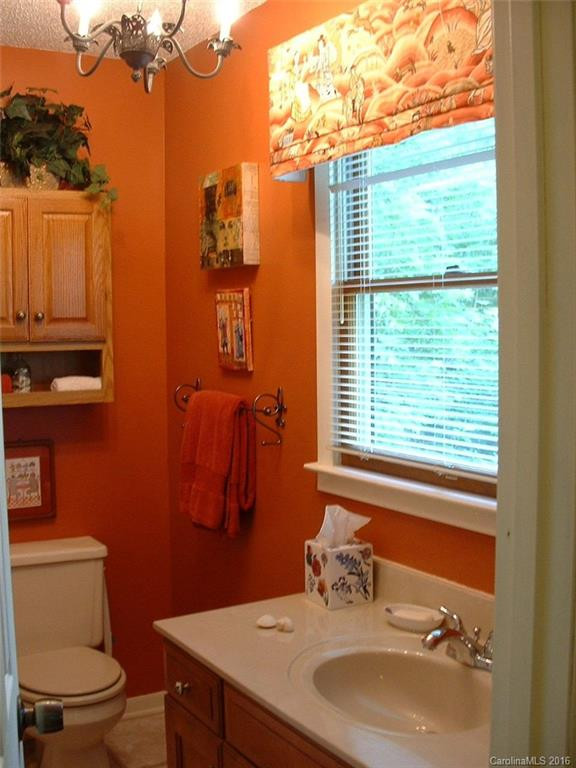 595 Forest Drive - Photo 13