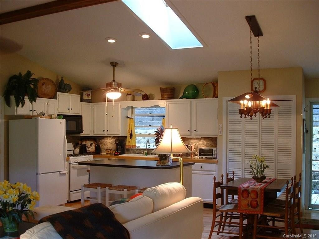 595 Forest Drive - Photo 8