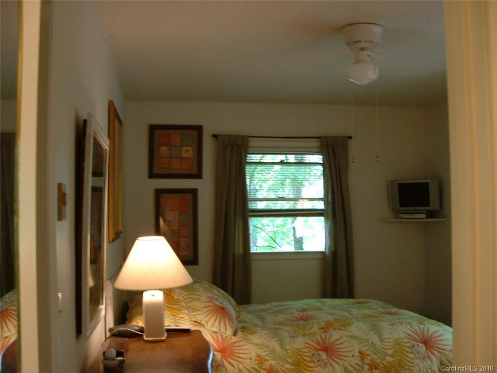 595 Forest Drive - Photo 9