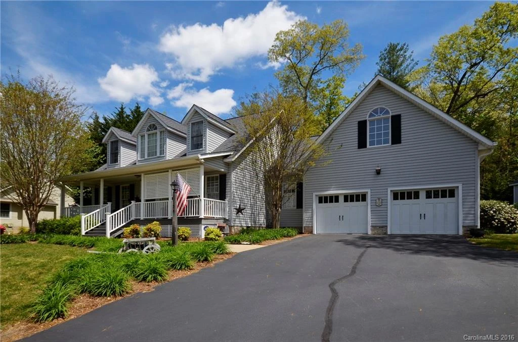 100 White Cedar Lane